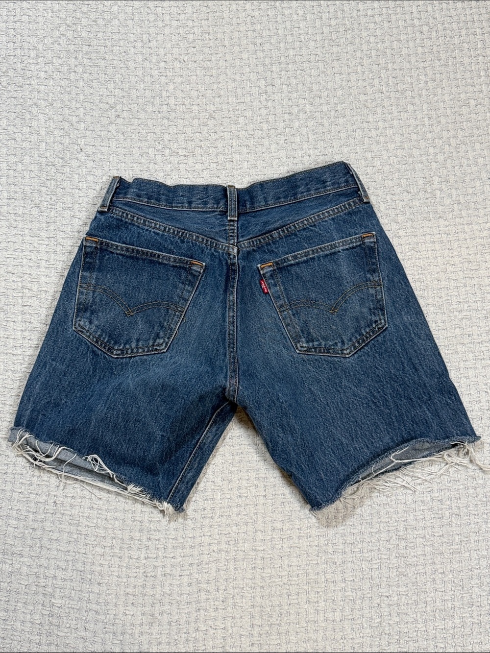 Levi’s 501 Button Fly High Waist Cut Off Jean Shorts Mens Size 32